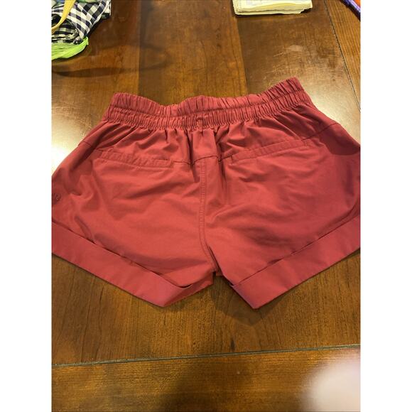 Lululemon Athletica Red Athletic Shorts Lightweight Comfortable Fit - Picture 5 of 7